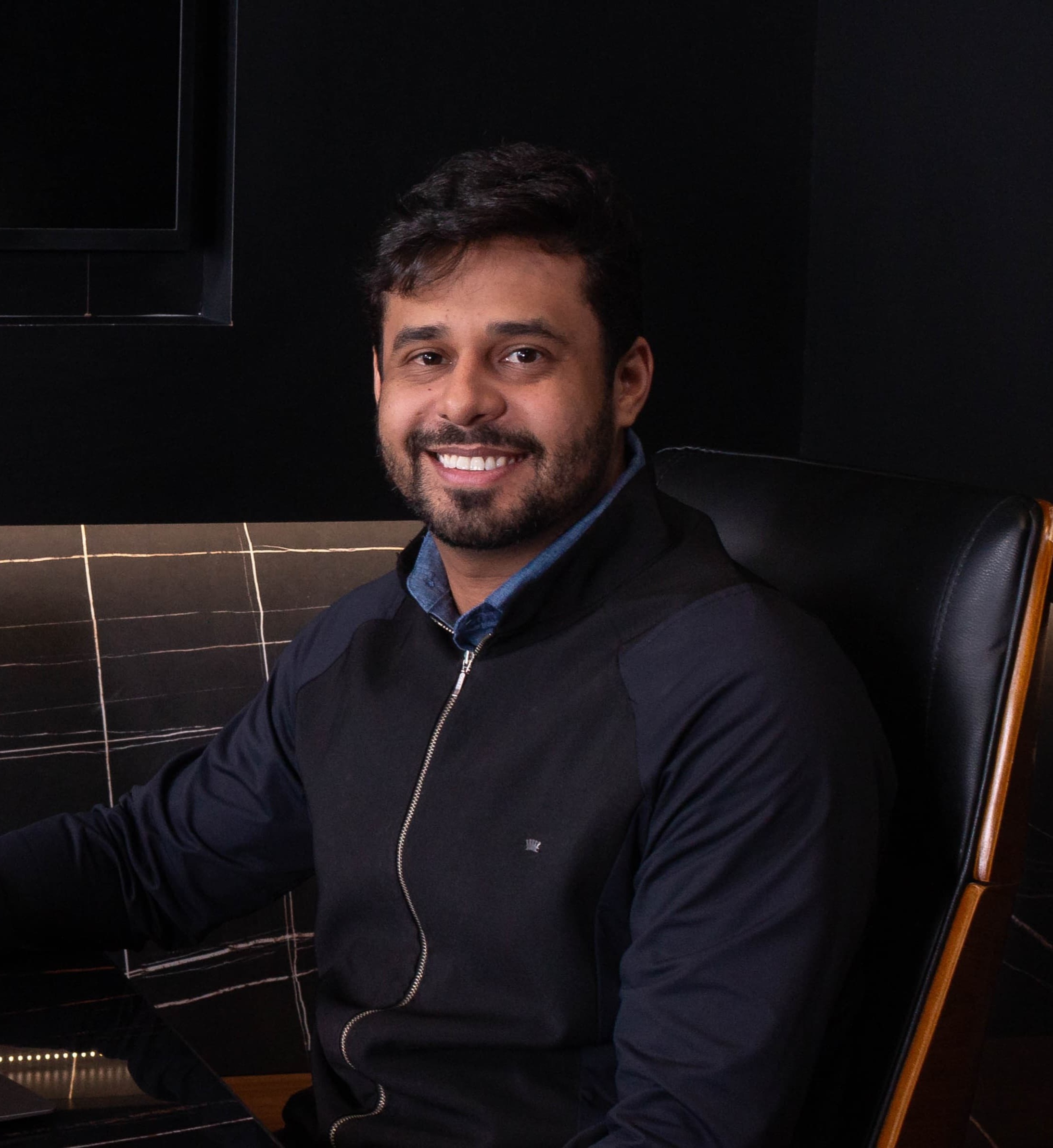 Dr. Thiago Martins